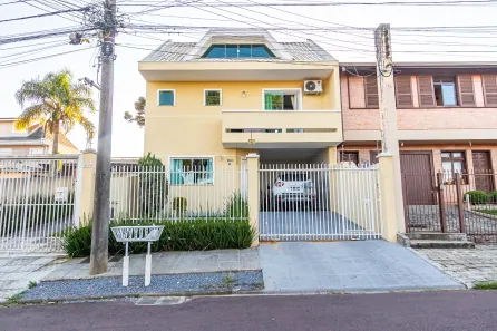 Sobrado com 3 Quartos à venda, 154m² no Boa Vista, Curitiba