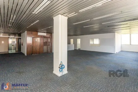 Sala Comercial à venda, 170m² no Centro Histórico, Porto Alegre