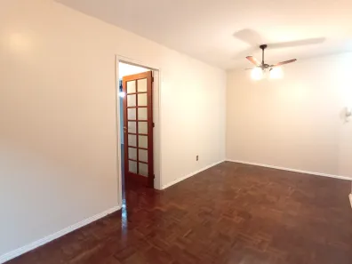 Apartamento com 2 Quartos para alugar, 80m² no Menino Deus, Porto Alegre