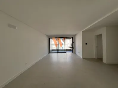 Apartamento com 3 Quartos à venda, 120m² no Jurerê, Florianópolis