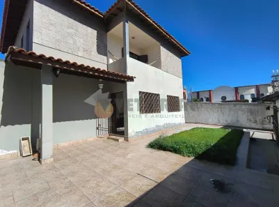 Sobrado com 3 Quartos à venda, 212m² no Indaiá, Caraguatatuba