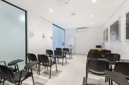 Ponto Comercial para alugar, 30m² no Jardim das Acácias, São Paulo