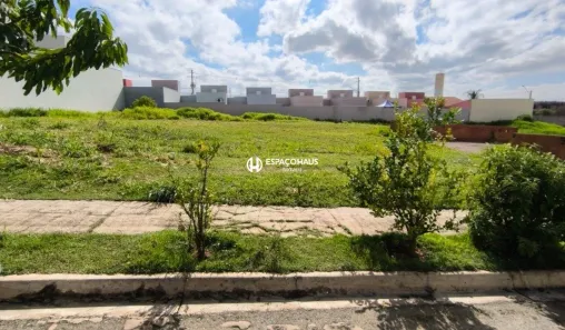 Lote/Terreno à venda, 211m² no Jardim das Andorinhas, Indaiatuba