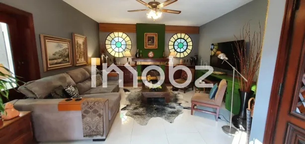 Sobrado com 5 Quartos à venda, 600m² no Jardim Leonor, São Paulo