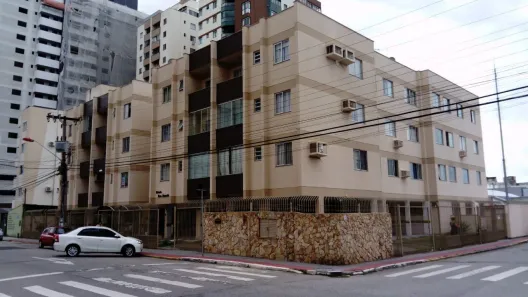 Apartamento com 2 Quartos à venda, 55m² no Campinas, São José
