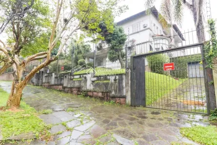 Casa com 5 Quartos para alugar, 600m² no Cristal, Porto Alegre