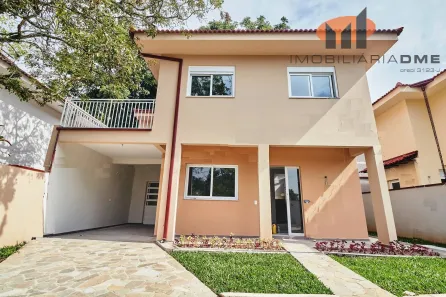 Casa com 3 Quartos à venda, 138m² no Cascatinha, Curitiba