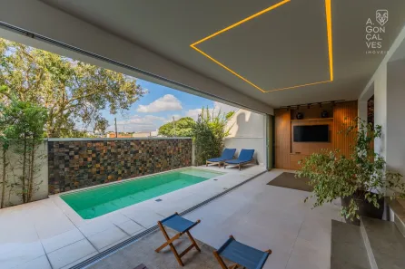 Casa de Condomínio com 3 Quartos à venda, 353m² no Santa Quitéria, Curitiba