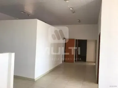 Ponto Comercial com 1 Quarto para alugar, 101m² no Granada, Uberlândia
