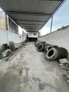 Galpão/Depósito/Armazém com 2 Quartos à venda, 245m² no Maria Paula, São Gonçalo