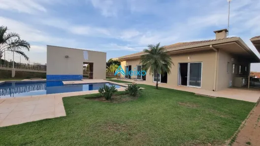Fazenda/Sítio com 5 Quartos à venda, 1250m² no , Fronteira