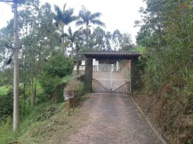 Fazenda/Sítio com 3 Quartos à venda, 256m² no Outeiro das Paineiras (Botujuru), Campo Limpo Paulista