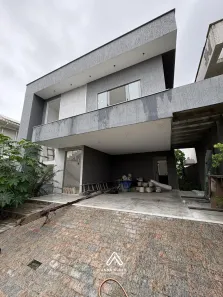Casa com 3 Quartos à venda, 237m² no Itapeba, Maricá