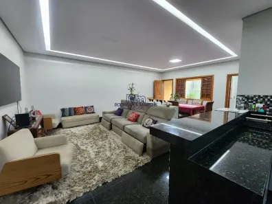 Casa com 3 Quartos à venda, 279m² no Caiçara-Adelaide, Belo Horizonte