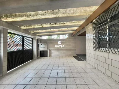 Sobrado com 5 Quartos à venda, 207m² no Embaré, Santos