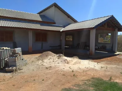 Fazenda/Sítio com 3 Quartos à venda, 1000m² no Centro, Pinhalzinho