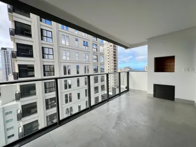 Apartamento com 3 Quartos à venda, 123m² no Meia Praia, Itapema