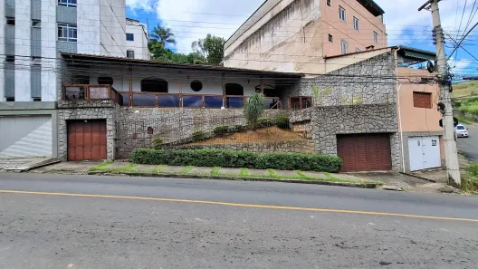 Casa com 3 Quartos à venda, 156m² no Bom Pastor, Juiz de Fora