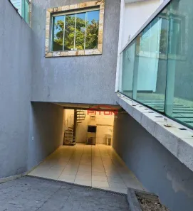 Sobrado com 3 Quartos para alugar, 180m² no Chácara Seis de Outubro, São Paulo