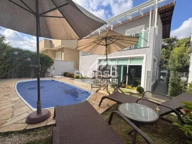 Sobrado com 3 Quartos à venda, 200m² no Jardim São Vicente, Cotia