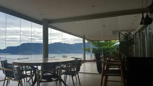 Sobrado com 6 Quartos para alugar, 1000m² no Ilhabela, Ilhabela