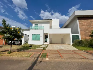 Casa de Condomínio com 4 Quartos para alugar, 400m² no Gávea, Uberlândia