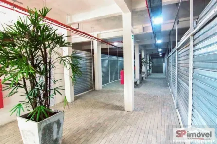 Galpão/Depósito/Armazém para alugar, 407m² no Guaianazes, São Paulo