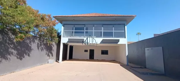 Sobrado com 4 Quartos à venda, 270m² no Retiro do Bosque, Aparecida de Goiânia