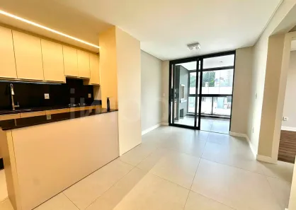 Apartamento com 2 Quartos para alugar, 76m² no Centro, Itajaí