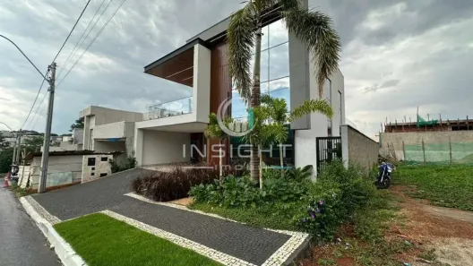 Casa de Condomínio com 4 Quartos à venda, 385m² no Boa Vista, Anápolis