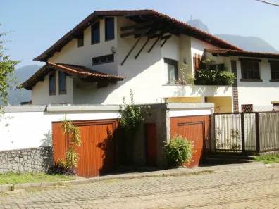Casa com 4 Quartos à venda, 925m² no Lagoa, Rio de Janeiro