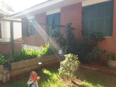 Sobrado com 4 Quartos à venda, 242m² no Vila Madalena, São Paulo