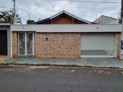 Casa com 3 Quartos à venda, 207m² no Vila Cristóvam, Limeira