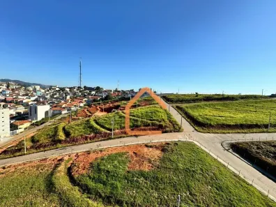 Lote/Terreno à venda, 200m² no Boa Vista, Pouso Alegre