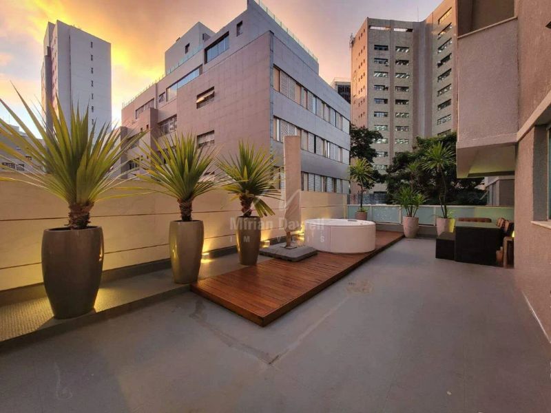 Apartamento com 3 quartos — Funcionários, Belo Horizonte