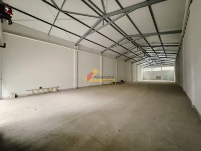 Ponto Comercial para alugar, 400m² no Centro, Divinópolis