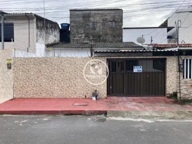 Casa com 2 Quartos para alugar, 90m² no San Martin, Recife