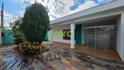 Casa com 3 Quartos para alugar, 159m² no Cariobinha, Americana