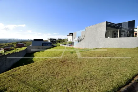 Lote/Terreno à venda, 600m² no Condomínio Residencial Campos do Conde, Bragança Paulista