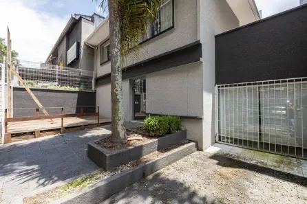 Imóvel Comercial para alugar, 212m² no Mercês, Curitiba