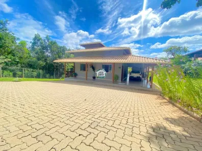 Casa de Condomínio com 3 Quartos à venda, 280m² no , Jaboticatubas