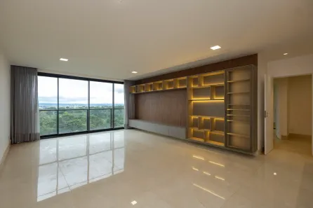 Apartamento com 4 Quartos para alugar, 175m² no Setor Sudoeste, Brasília