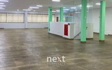 Prédio Comercial com 4 Quartos para alugar, 872m² no Vila Lídia, Campinas