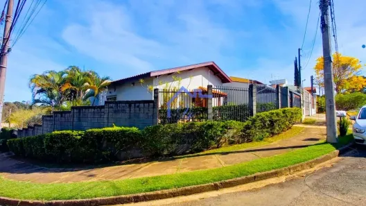 Casa com 3 Quartos à venda, 235m² no Cidade Universitária, Campinas
