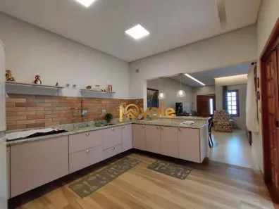 Casa de Condomínio com 3 Quartos à venda, 133m² no Jardim Jacinto, Jacareí