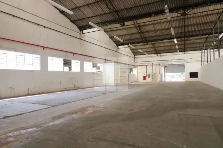 Galpão/Depósito/Armazém para alugar, 1340m² no Alphaville Empresarial, Barueri