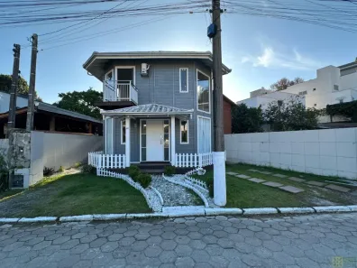 Casa com 2 Quartos à venda, 136m² no Vila Nova, Porto Belo