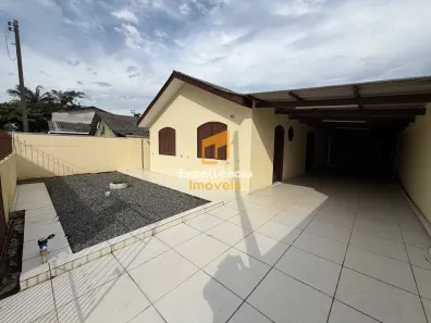 Casa com 4 Quartos à venda, 133m² no , Guaratuba