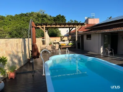 Casa com 3 Quartos à venda, 140m² no Enseada do Brito (Ens Brito), Palhoça