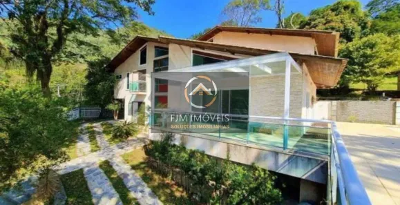 Casa com 6 Quartos à venda, 500m² no Engenho do Mato, Niterói